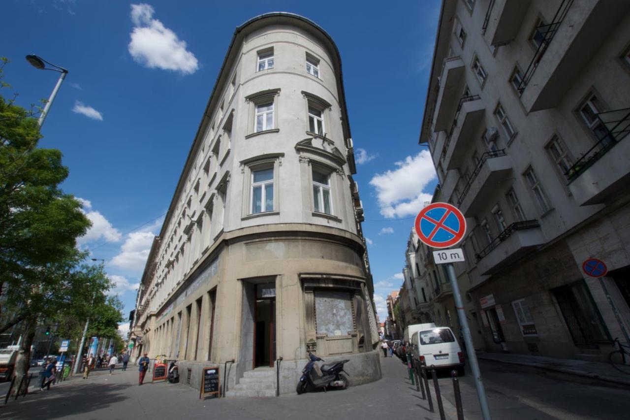 Flatiron Budapest Building - By Hi5 Exterior photo